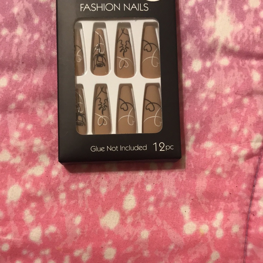 Nail 💅🏼Bundle - Picture 4 of 8